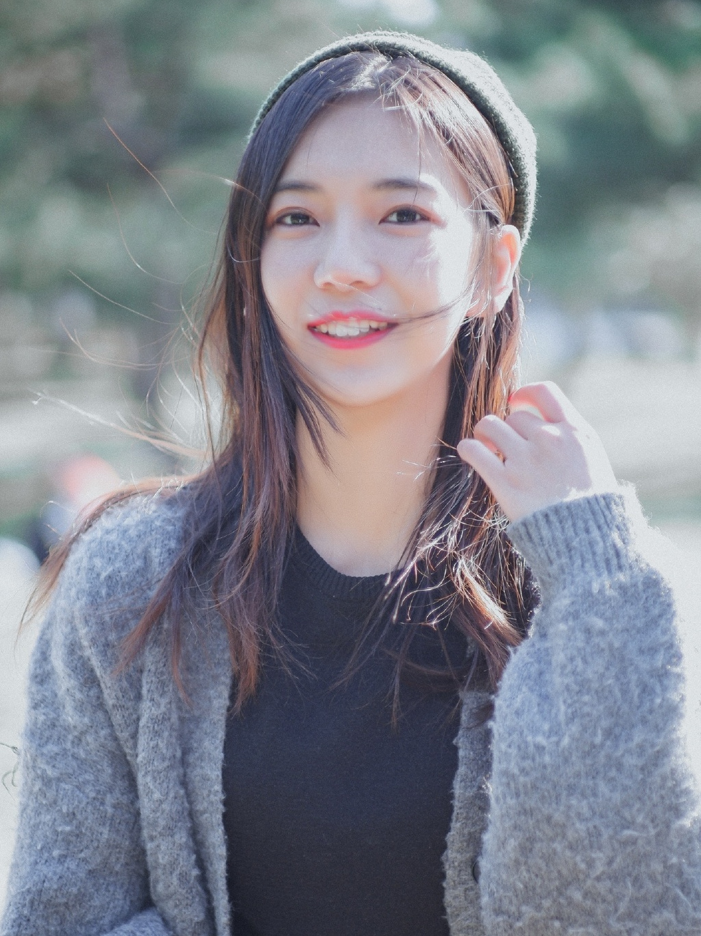 斩获小迷妹一个！憨厚土帅折服中超最美女记者，球迷：确认过眼神