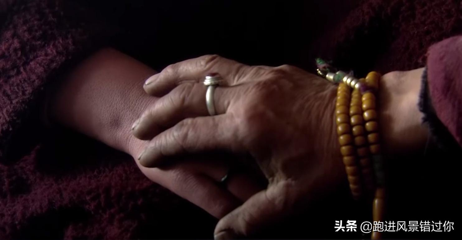 喜马拉雅上的女孩出家,喜马拉雅山中的女性出家为尼