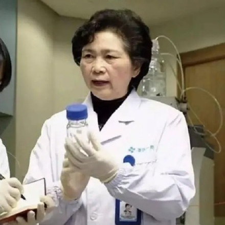钟南山儿子用6999元的皮带遭质疑，到底是什么刺痛了网友的神经？