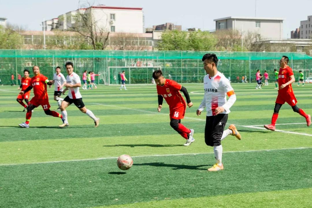 足球老将的故事简介,足球少年的故事