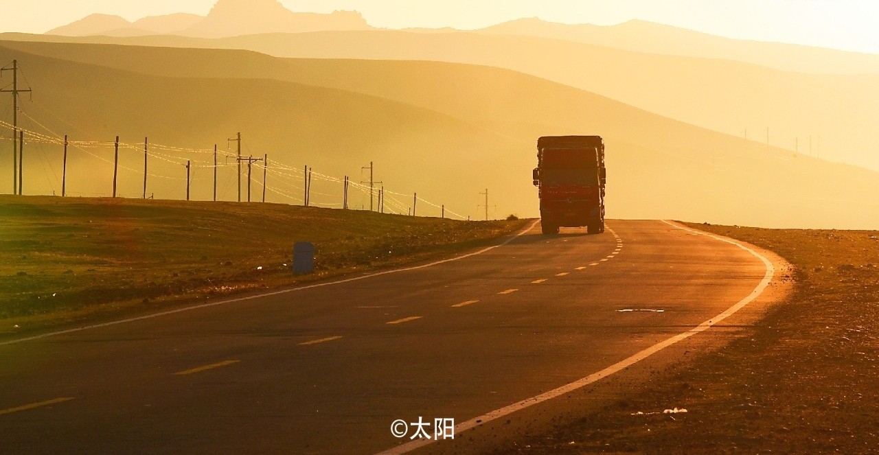 自驾游改装房车四驱可以吗,房车自驾游遇到自改房车