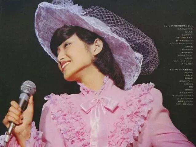 山口百惠和她的两个儿子,山口百惠21岁1980年隐退纪录