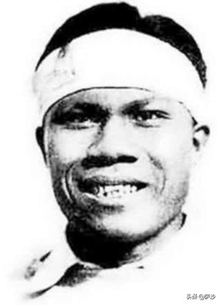 民国时期的中国国足,从球场到战场