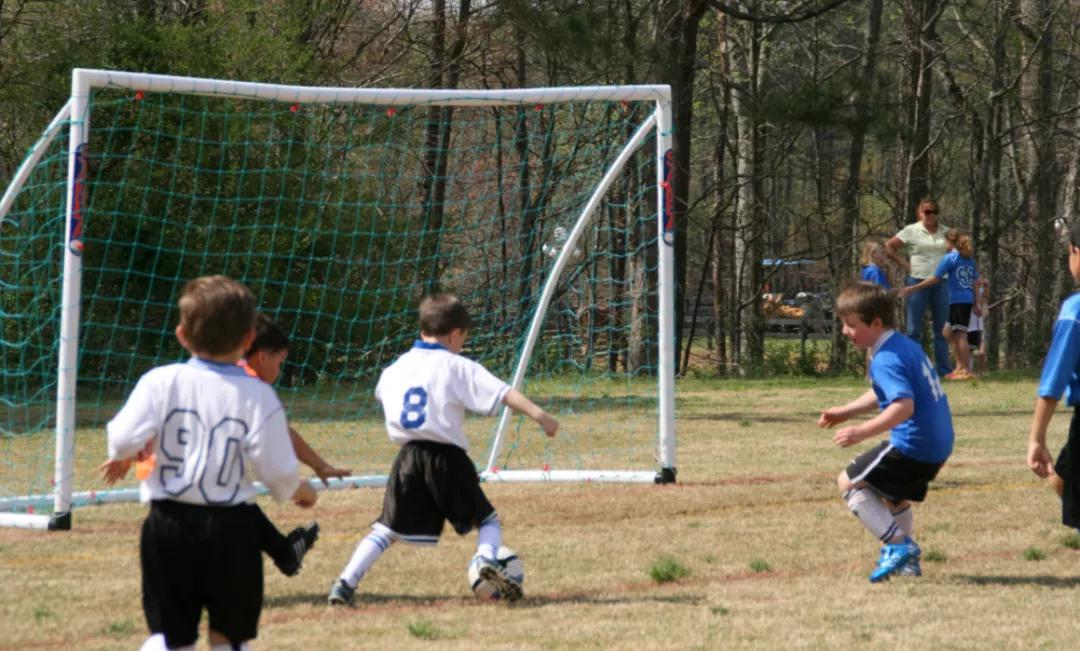 足球教练培养出优秀球员的8个关键点，建议收藏