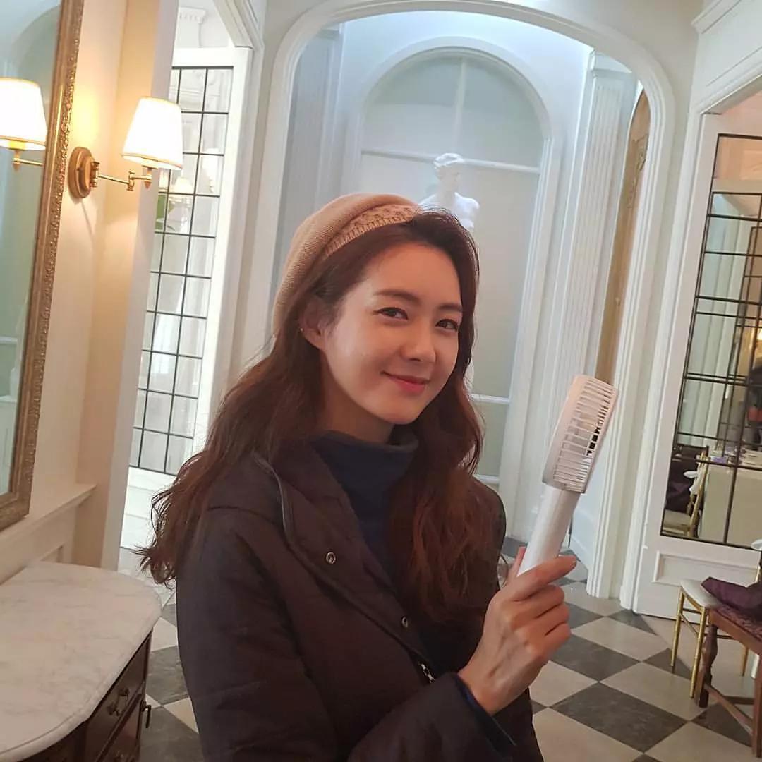 runon韩剧女主穿搭,韩剧女主穿搭秋冬大衣