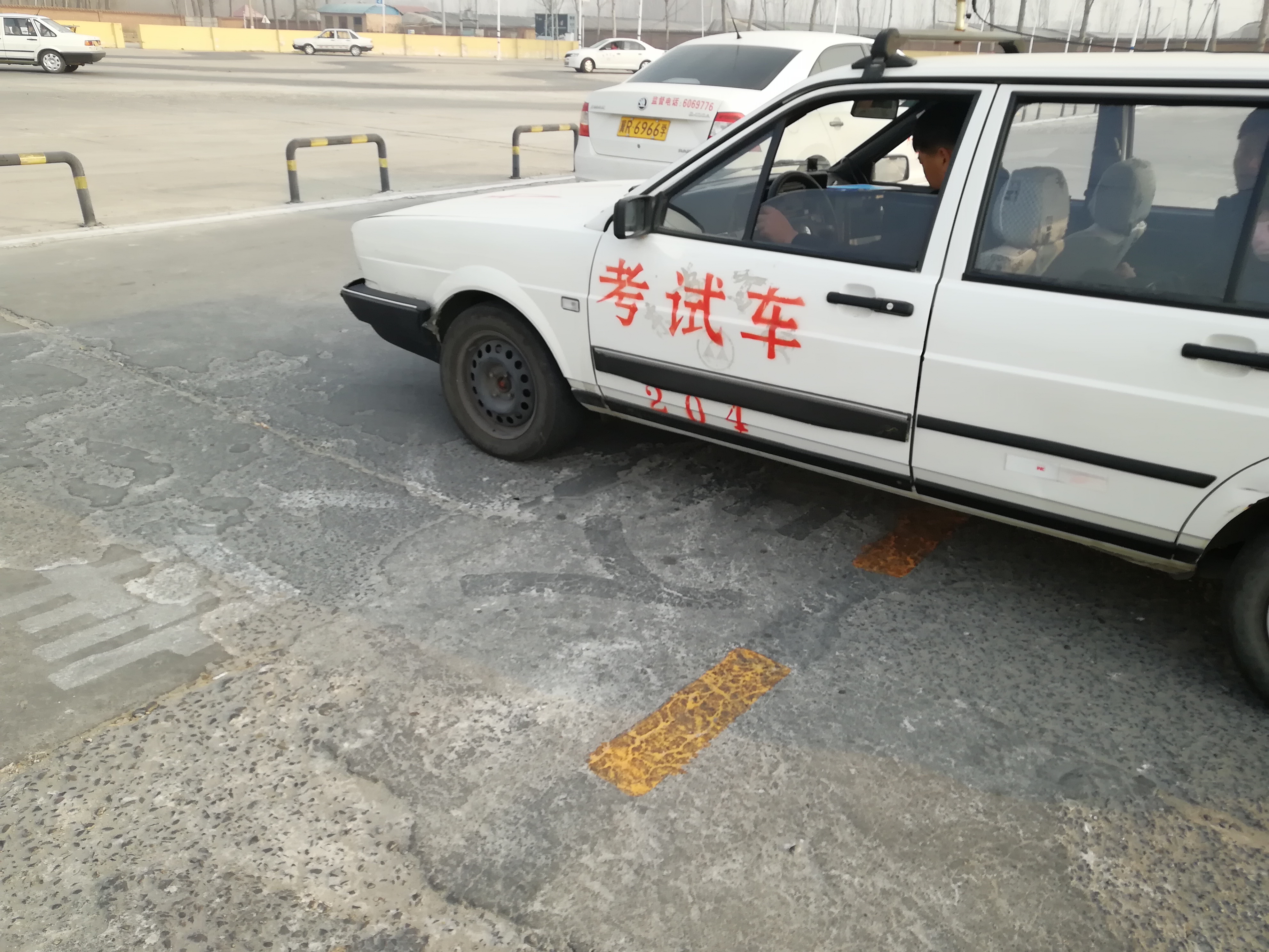 右倒库不早不晚正确倒库方法,倒车入库过早如何修正