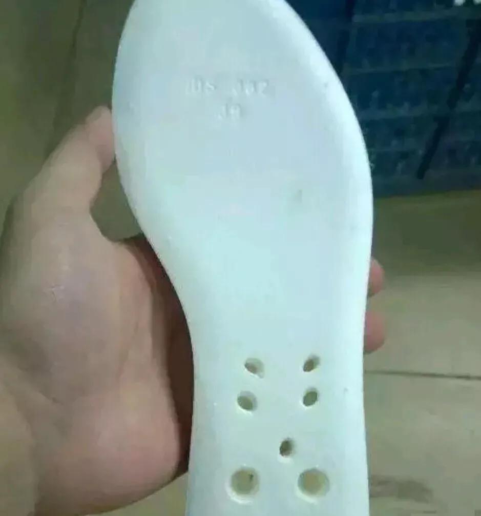 莆田鞋与正品鞋区别在哪,细节莆田鞋