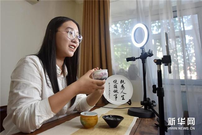 90后学霸创业6年融资近亿,90后女大学生创业卖曲奇