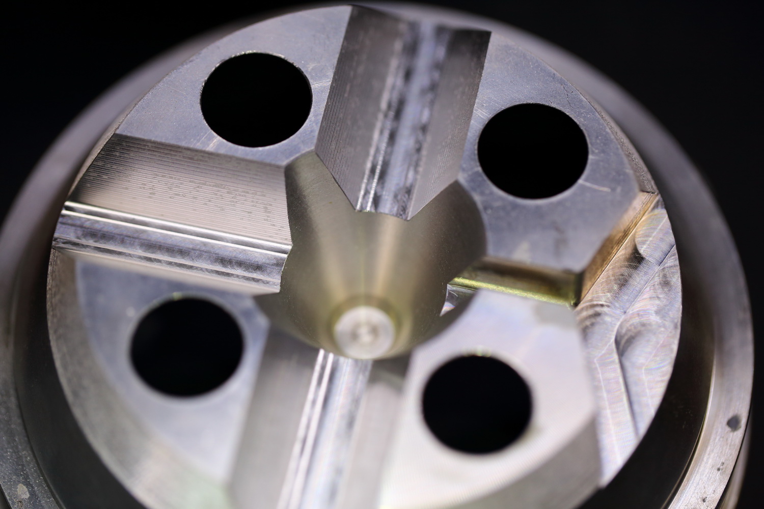 涓や竾娴佹槑杩滃皠,闆锋槑鍏攇t94鎵嬬數娴嬭瘎