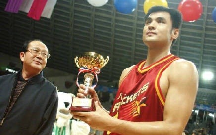 中国乔丹扣篮王,中国乔丹登上nba赛场