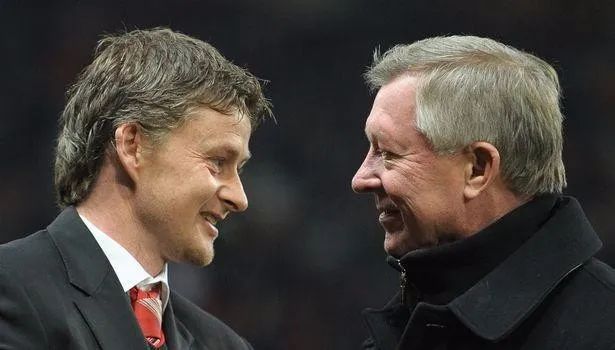 索帅含泪告别曼联全程,索帅大雨中致敬爵爷