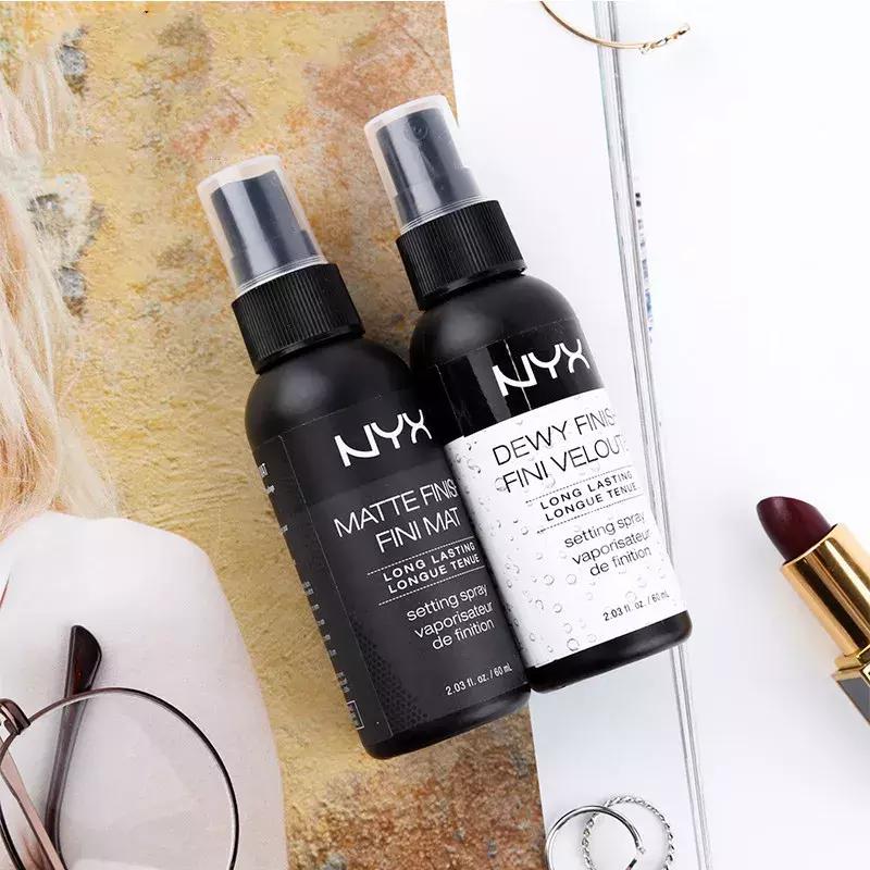 夏天出门斑驳脱妆怎么办,夏天出门粉底脱妆严重怎么救