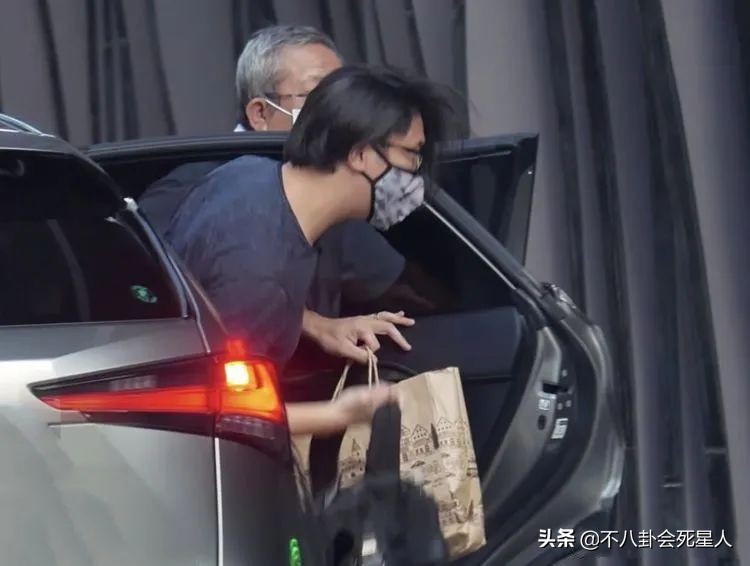 林依晨和赵丽颖,39岁林依晨自曝怀孕艰难