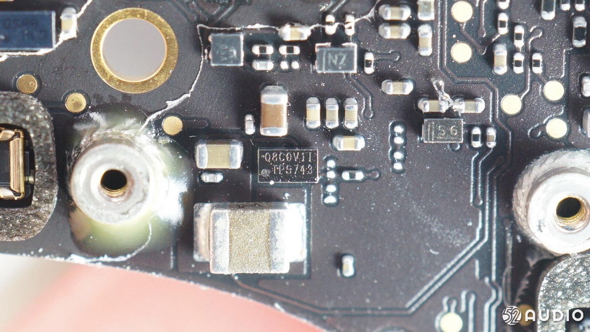 airpodsmax耳机评测,2024年苹果airpodsmax值得买吗