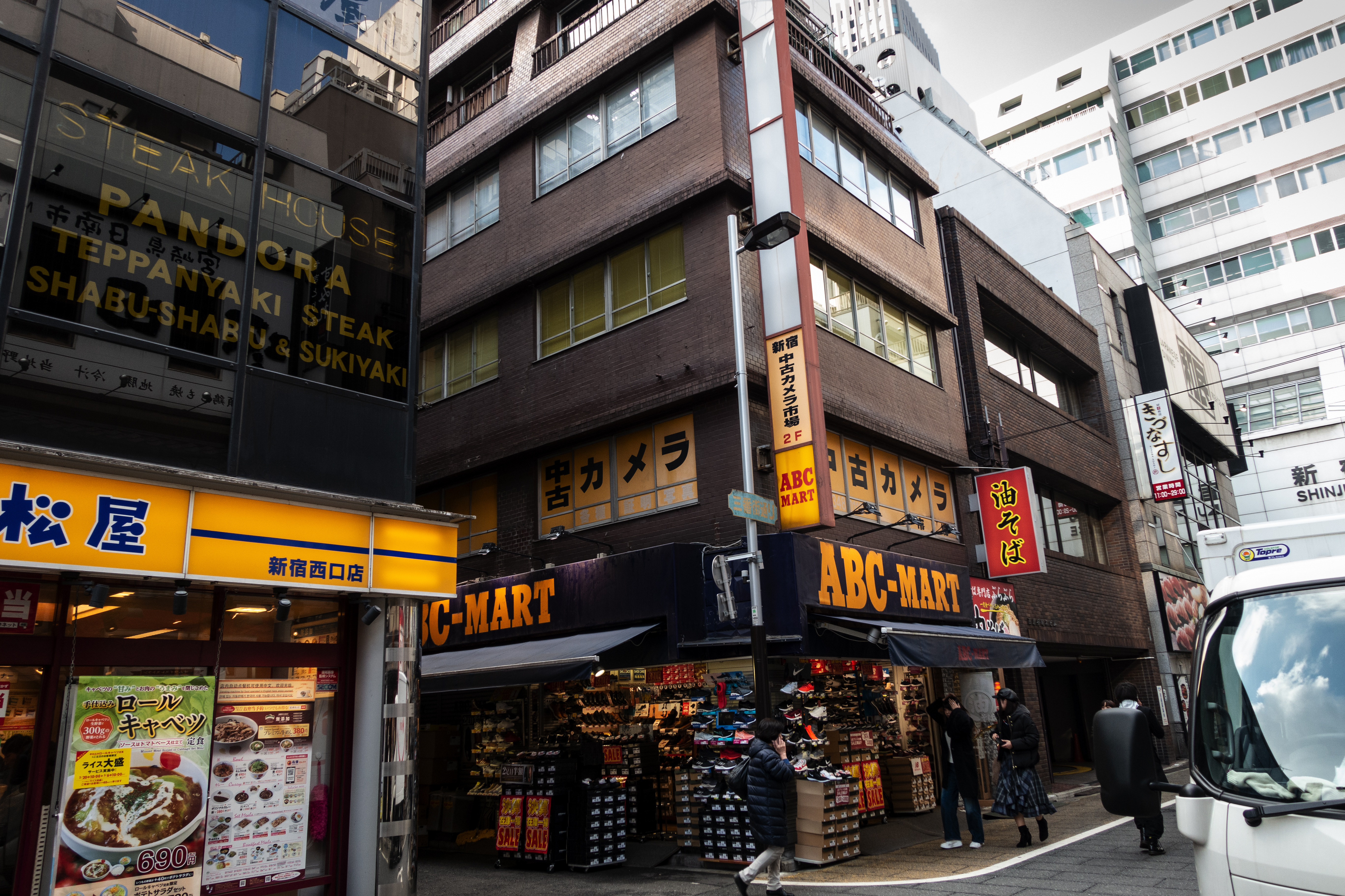 日本东京最大中古相机店,东京中古相机店全攻略