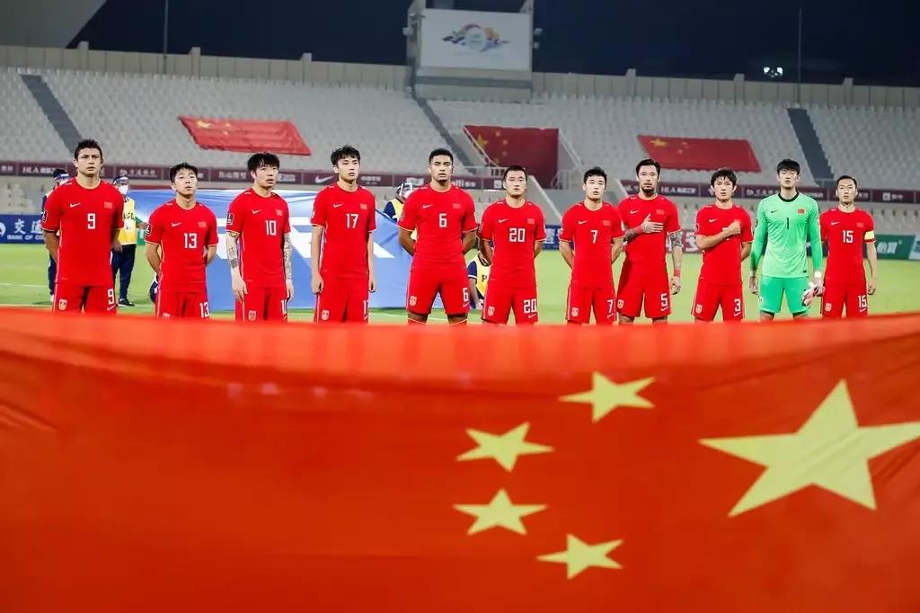 国足12强赛会更加艰难，李铁随时有可能下课，武磊必须作出取舍