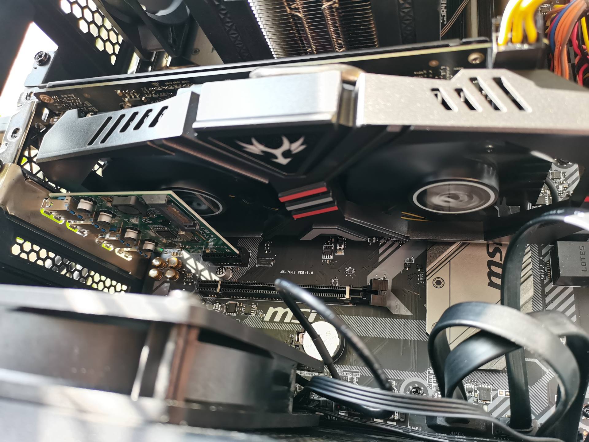 单风扇显卡换硅脂,显卡换风扇还是换硅脂好