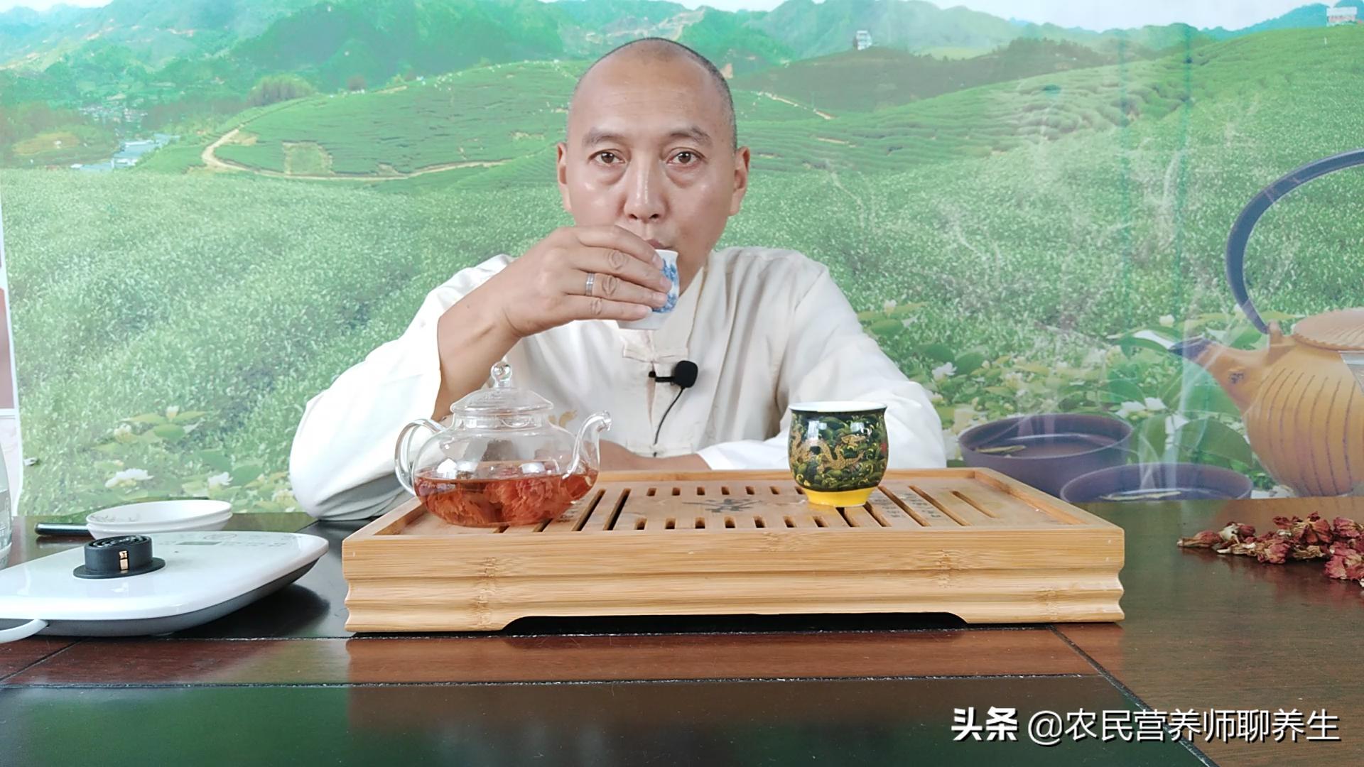 康乃馨茶泡水,泡一壶茶闻淡淡花香
