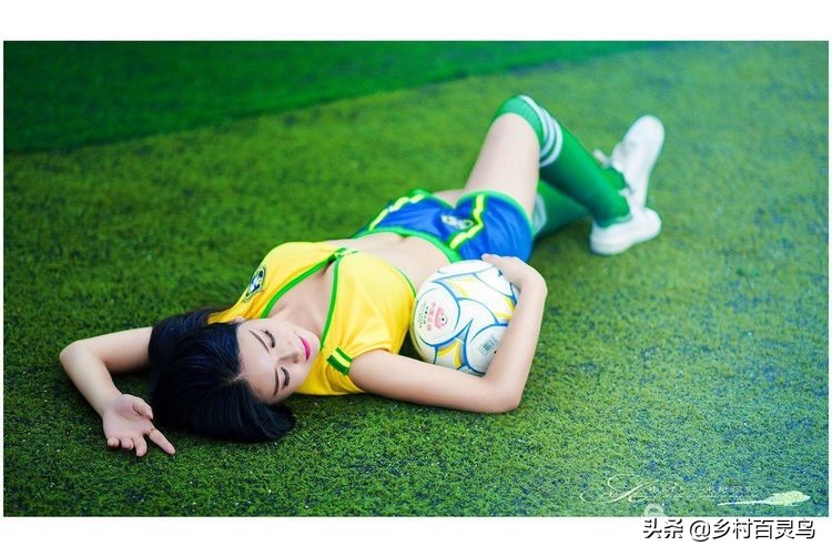 中国足球宝贝最靓丽,短发足球宝贝