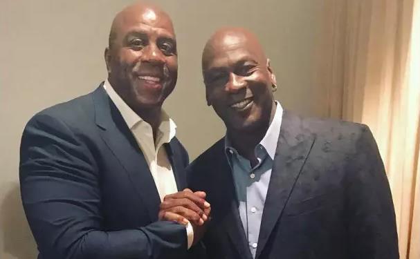 全明星乔丹科比对决,乔丹支持魔术师出战全明星