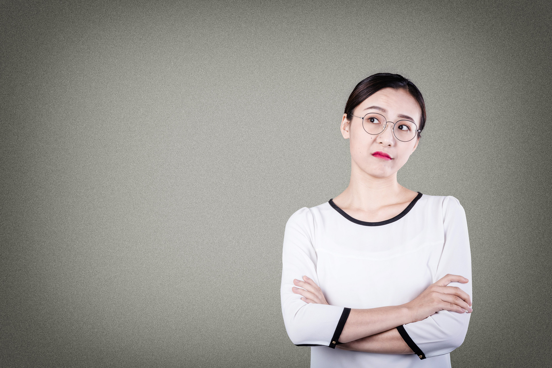 面对不喜欢自己的同事怎么相处,如何与不喜欢的同事在一起工作