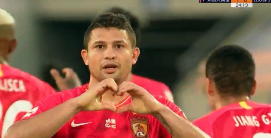 顾超送礼物,顾超送恒大进球视频