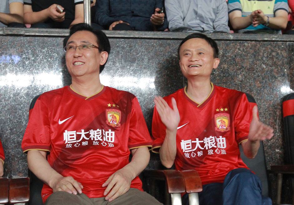 王健林马云赵本山谈足球,足球马云王健林