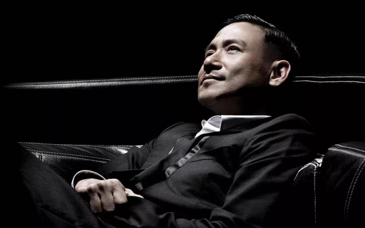 香港男歌手张学友演唱秋意浓歌曲,张学友香港演艺人协会副会长