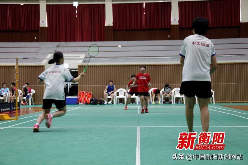阳光体育强身健体宣传,阳光体育促成长