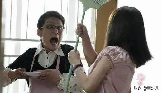 “奇葩婆婆，竟然把我给女儿买的奶粉和纸尿裤送给了别人！”
