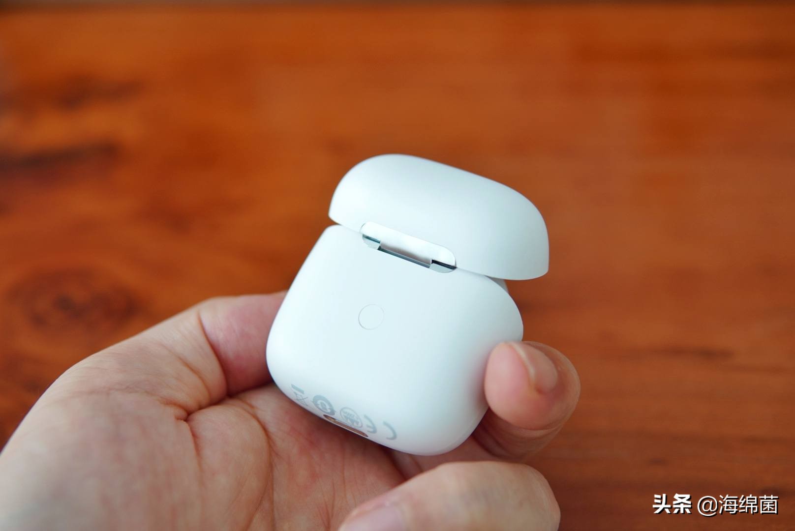 倍思tws降噪耳机评测,倍思e8是半入耳式吗