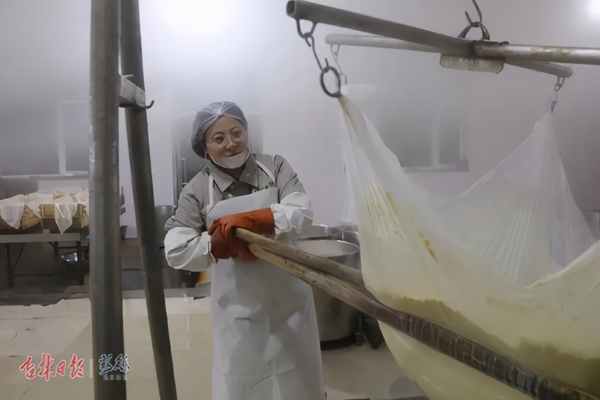 为什么女孩子学数理化越来越吃力,女生学不好数理化的根源