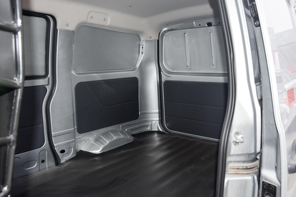 长安之星面包车1.0排量整备质量,19长安之星面包车油气两用多少钱