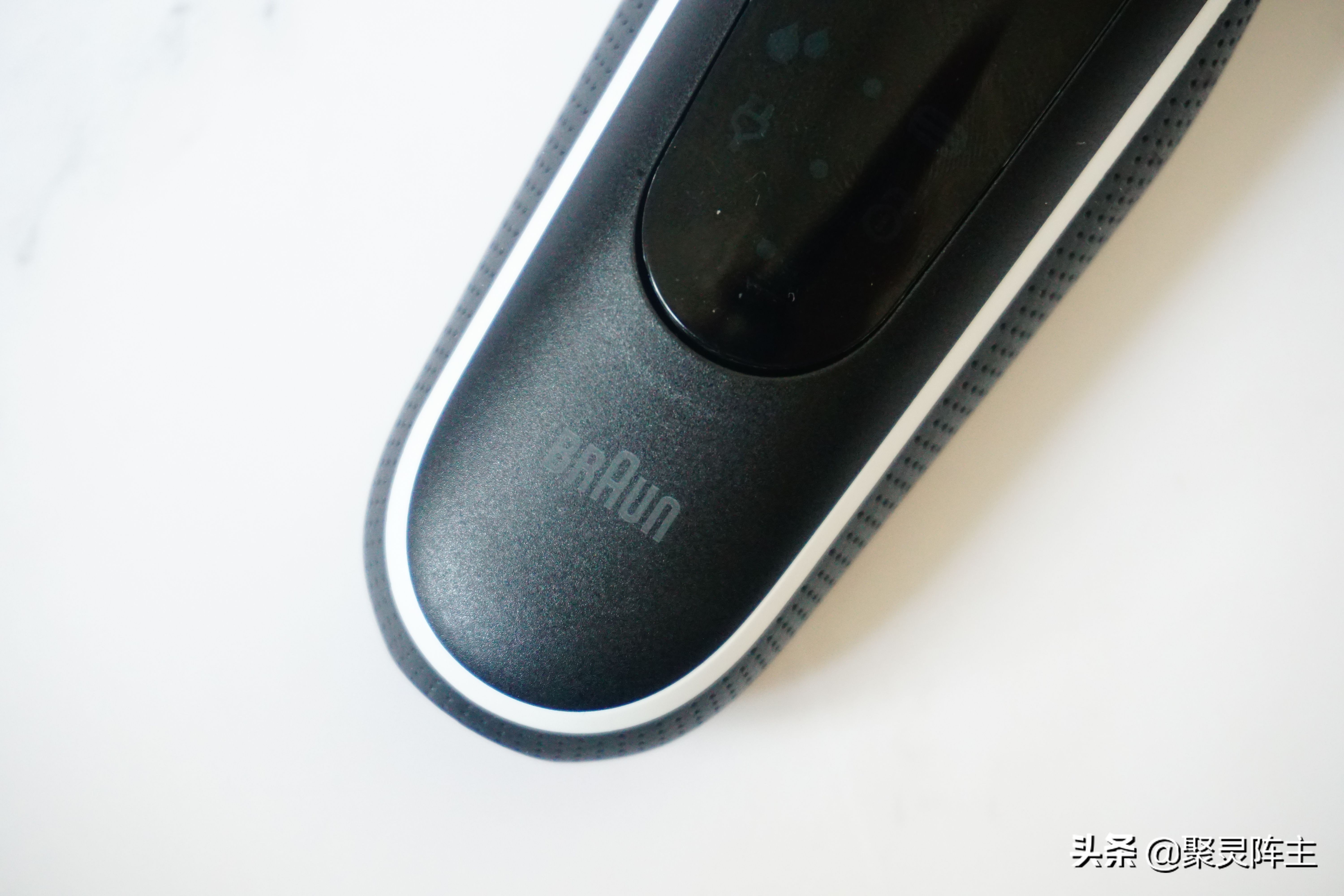 博朗s5和松下小锤子剃须刀哪个好,博朗s5系剃须刀真假