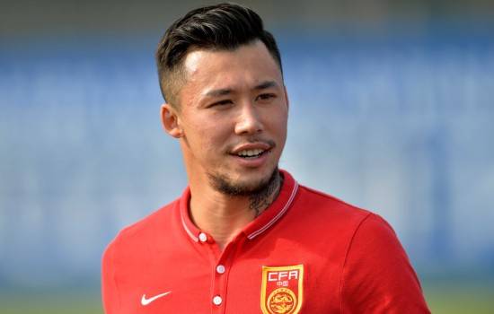 中韩男足vs韩足惹争议,亚洲第一足球强国韩国vs中国