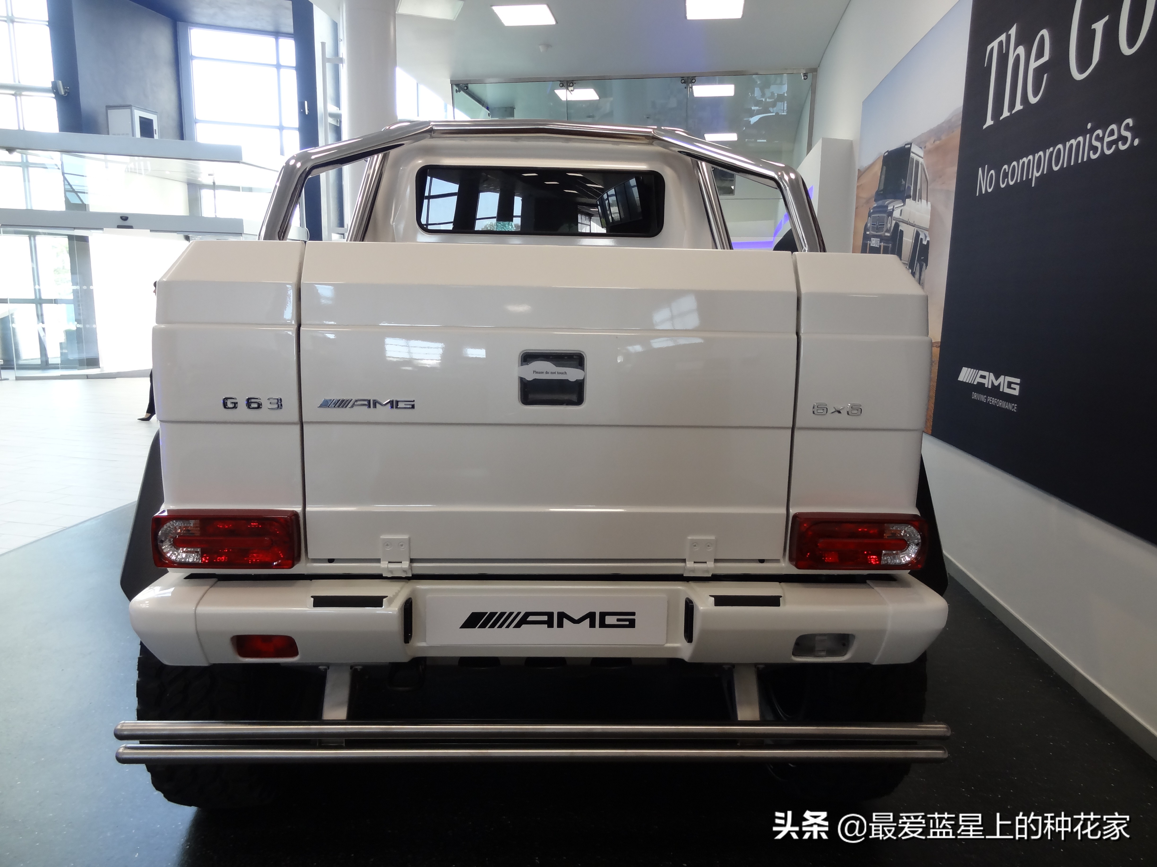 奔驰大g1994老款,奔驰大g有几款车型和价格