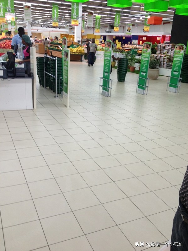 我在非洲安哥拉逛KERO超市在非洲安哥拉的日子164