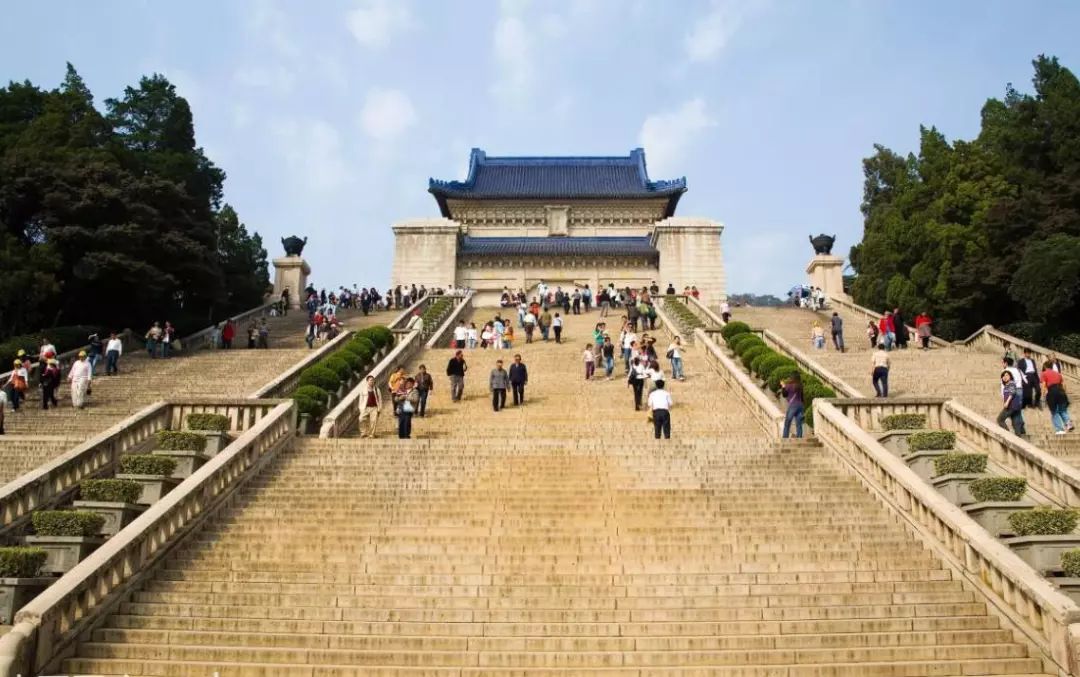 12月份机票攻略,11月适合去哪里机票便宜