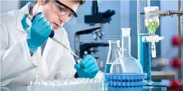 有脚臭怕被人嫌弃的样子该怎么办,老是担心自己脚臭