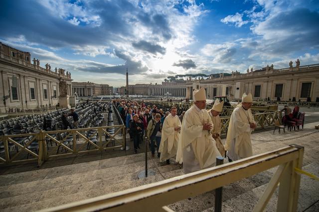意大利为什么不吞并梵蒂冈,以前比梵蒂冈面积还要小的国家