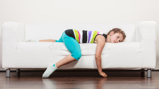 孩子懒惰有什么好办法吗,怎么治孩子懒惰的毛病视频