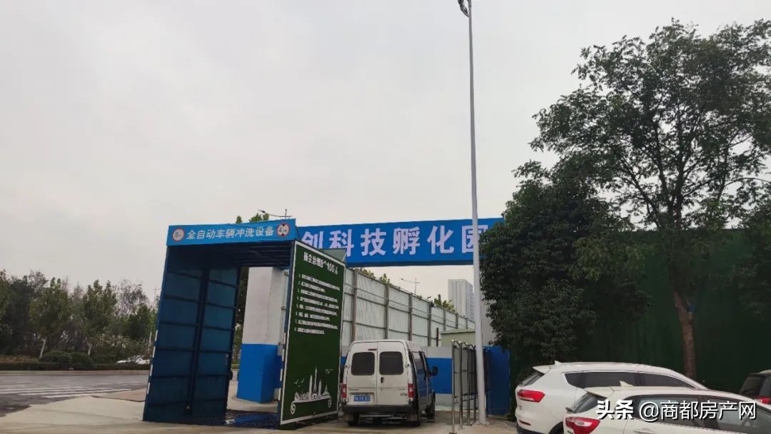 瀹炴帰杩愭渤鏂板煄鏉垮潡,瀹炴帰鍏板窞妤煎競