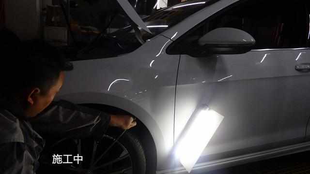 汽车翼子板严重凹陷修复,汽车翼子板变形无痕修复