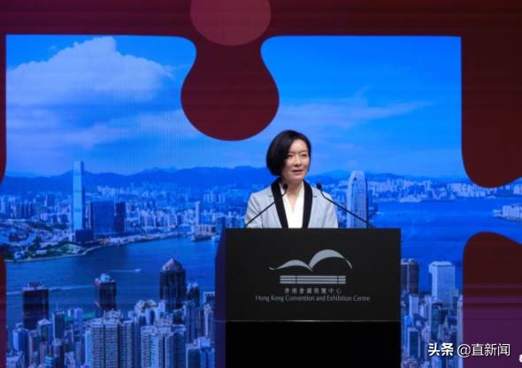 《苹果日报》高层全部被捕!港大把学生会赶出去了丨香港一日