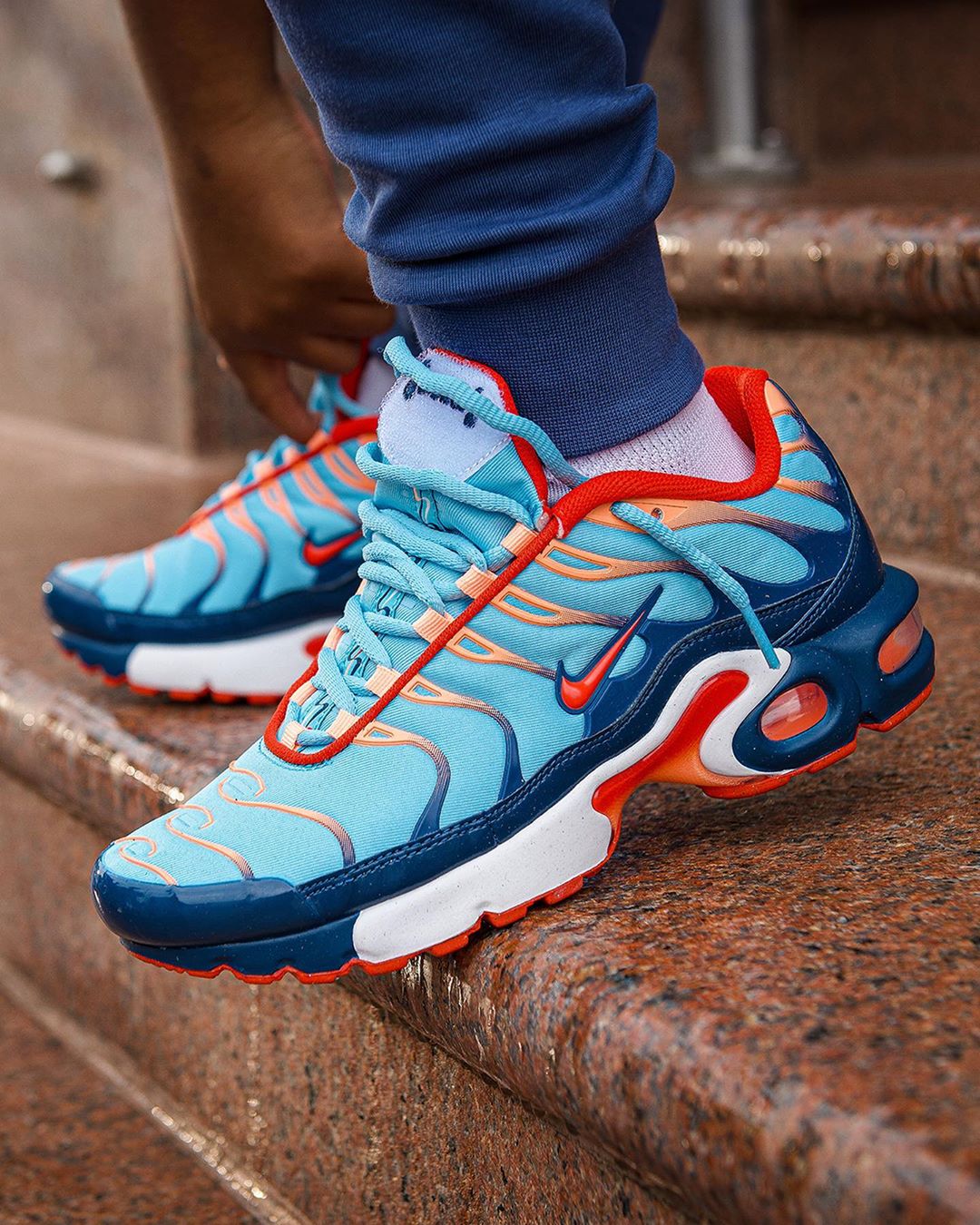 nike的swoosh设计灵感来源于,nike篮球鞋logo大全