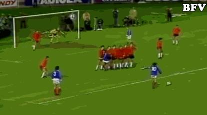 跨越三十年，关公战秦琼！德布劳内PK普拉蒂尼，异同之美皆震撼