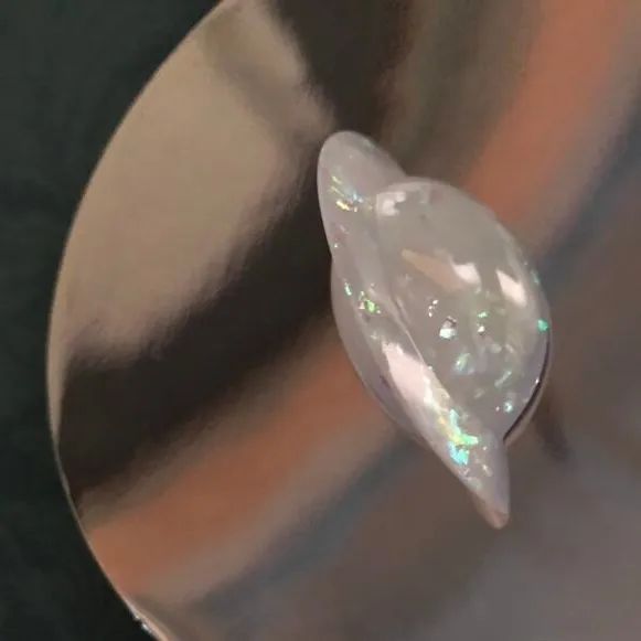 KrisXu：一个被UFO带来的国内设计师品牌包