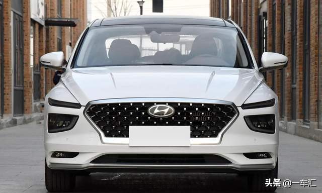 老款现代名图改新款前杠,现代菲斯塔跟现代名图