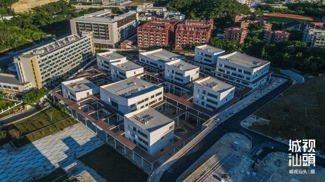 汕头大学开学时间,汕头开学时间2024
