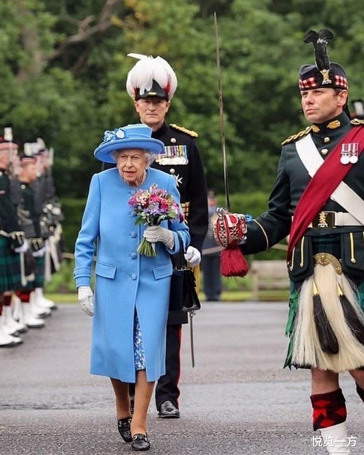 伊丽莎白二世访加拿大,伊丽莎白二世两度访港